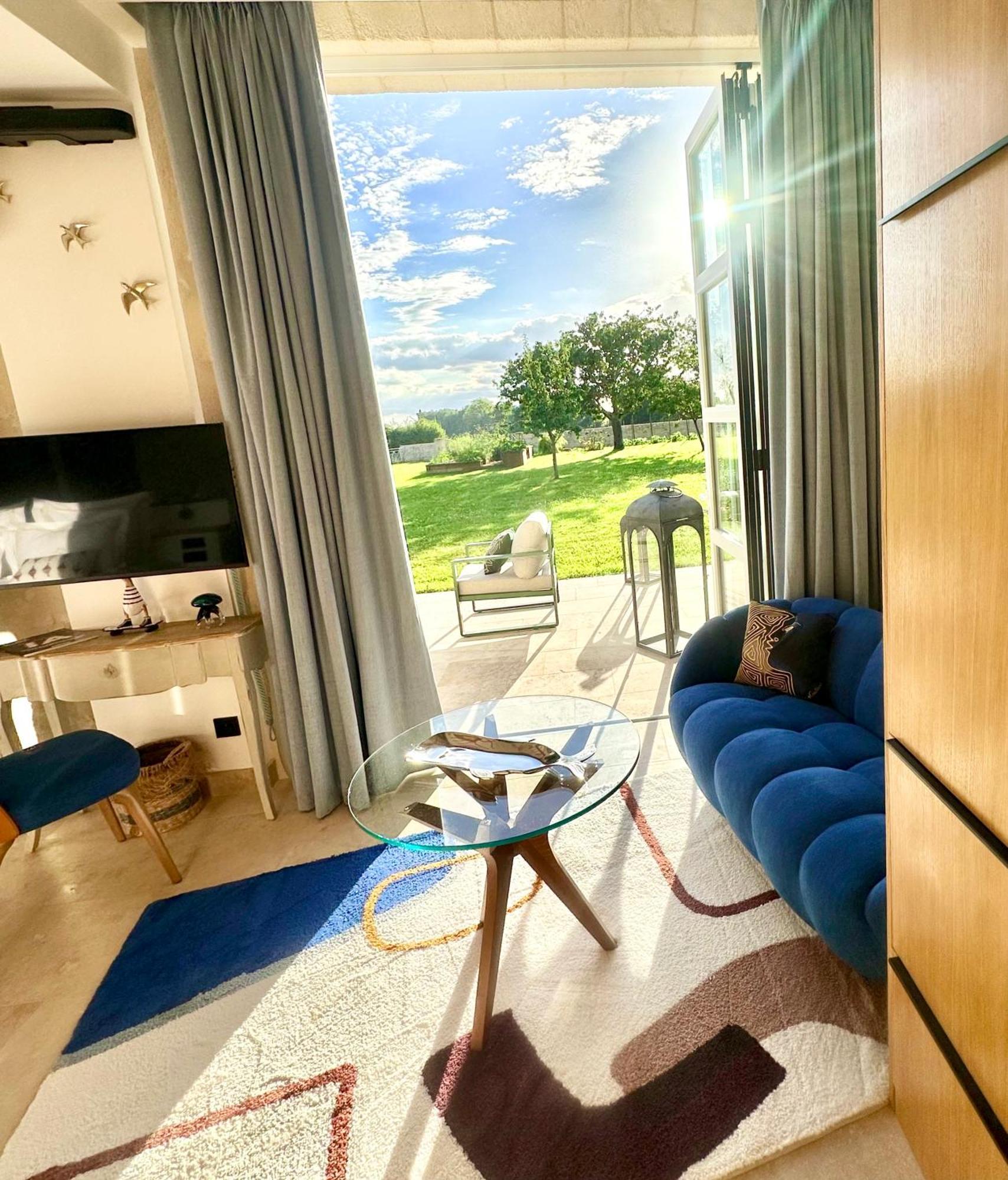 Chateau De Lafont Suites Saint-Vivien  エクステリア 写真