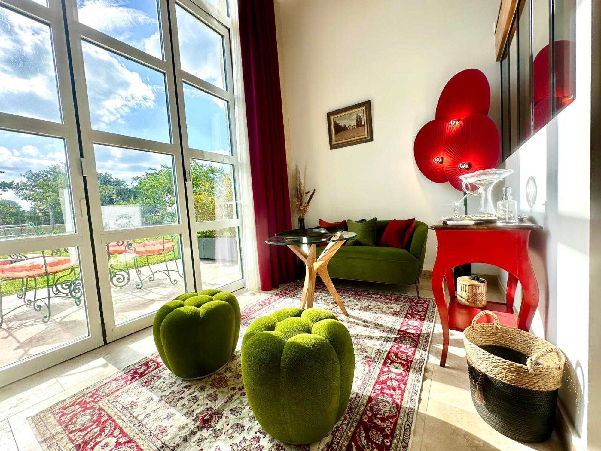 Chateau De Lafont Suites Saint-Vivien  エクステリア 写真