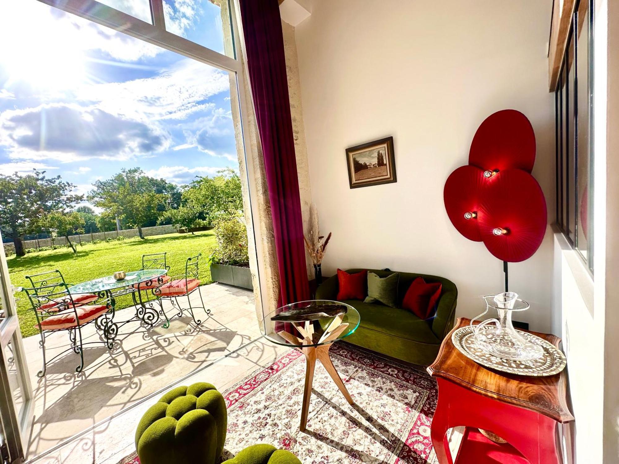 Chateau De Lafont Suites Saint-Vivien  エクステリア 写真
