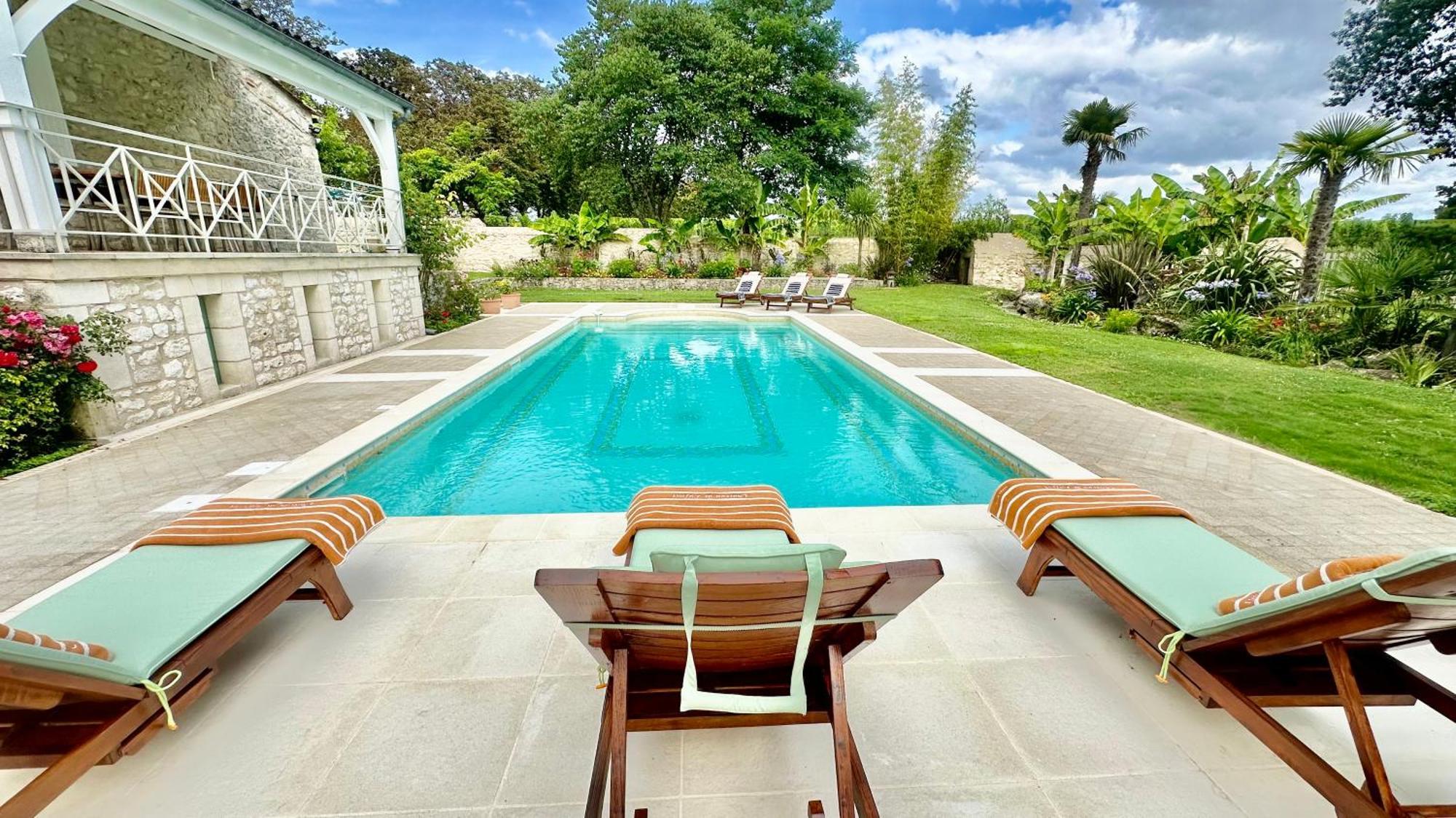 Chateau De Lafont Suites Saint-Vivien  エクステリア 写真