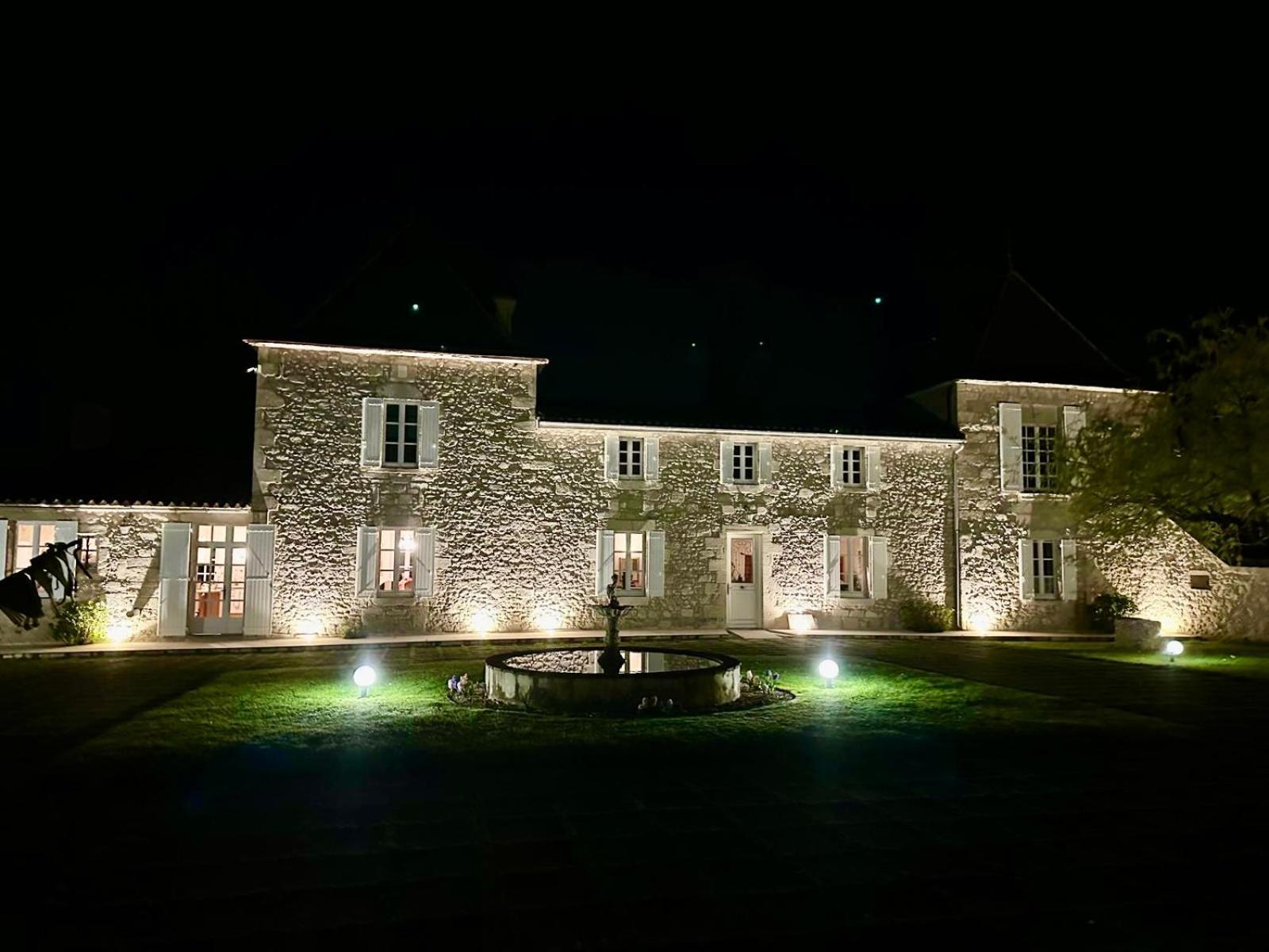 Chateau De Lafont Suites Saint-Vivien  エクステリア 写真